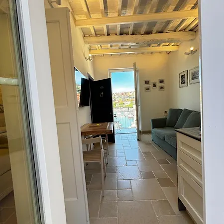 Ventidue - Fronte Mare Apartment Lerici