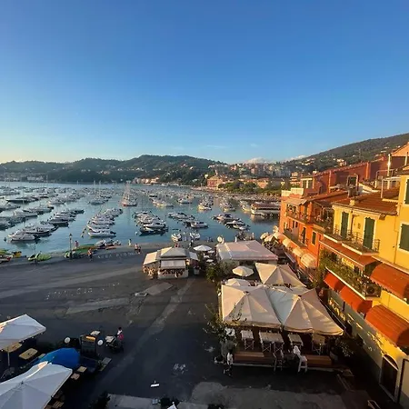 Ventidue - Fronte Mare * Lerici