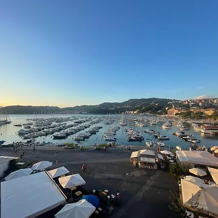 Ventidue - Fronte Mare Apartament