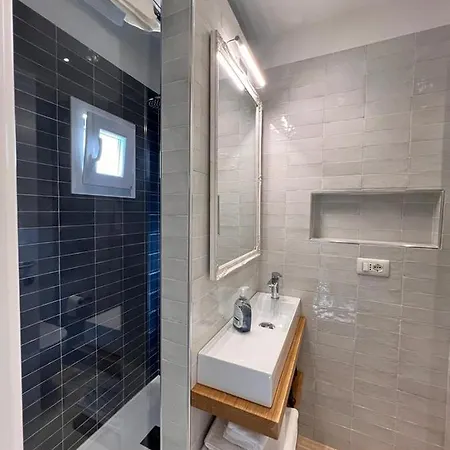 Ventidue - Fronte Mare Apartment *